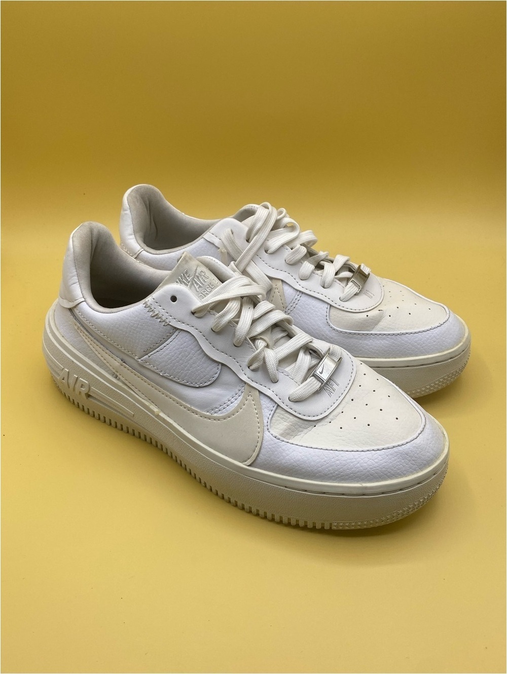 Nike Air Force 1 PLT.AF.ORM "Triple White"